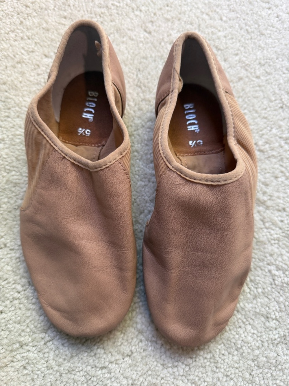 Bloch Women's Blush Leather Slip-On Jazz Flats